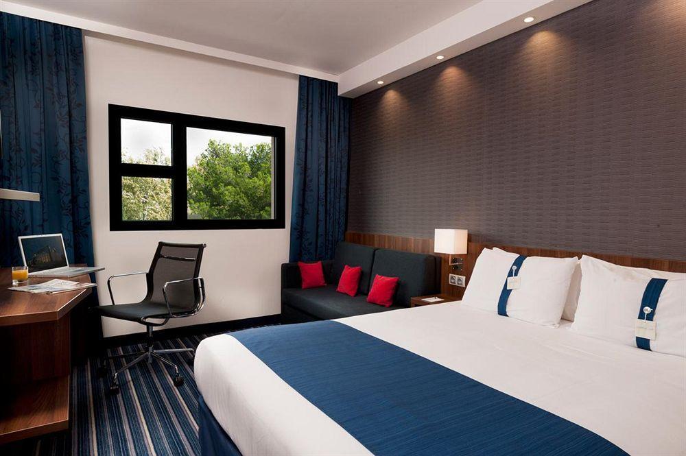 Holiday Inn - Marseille Airport, An Ihg Hotel Vitrolles  Room photo